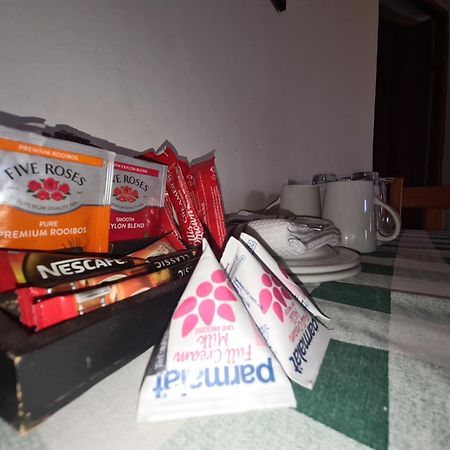 Tower Of Pizza Bed & Breakfast Ethels Drive Ngoại thất bức ảnh